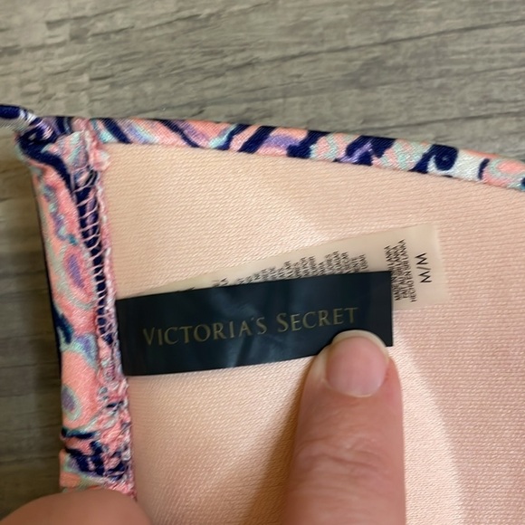 Victoria's Secret medium Bikini Top swim Pink Paisley 34c 34D push up triangle - Picture 5 of 9